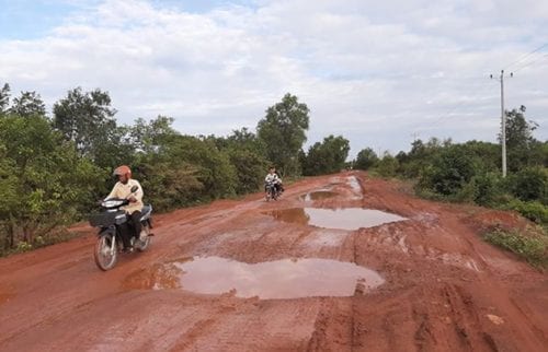 ផ្លូវលំ