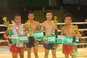 កីឡាករផ្សេងទៀតដែលបានចូលរួមប្រកួតយកពានរង្វាន់