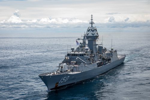 នាវាចម្បាំង HMAS Anzac ដែលនឹងមកធ្វើទស្សនកិច្ចនៅខេត្តព្រះសីហនុ ប្រទេសកម្ពុជា ចាប់ពីថ្ងៃទី១៨ ដល់ថ្ងៃទី២០ ខែតុលា ឆ្នាំ២០២១។(ហ្វេសប៊ុកស្ថានទូតអូស្ត្រាលីប្រចាំកម្ពុជា)។