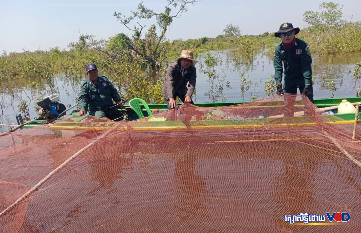 សកម្មភាពមន្រ្ដីពាក់ព័ន្ធចុះបង្រ្កាបបទល្មើសនេសាទ នៅស្រុកសង្កែ ថ្ងៃទី១៧ ខែតុលា ឆ្នាំ២០២២។