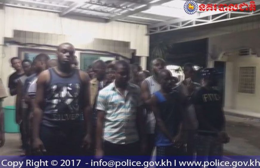 170504-vod-meta-d-gg-police-arrest-nigeriya-60