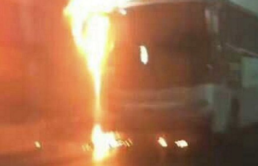 170510-vod-meta-g-gg-China South Korea Tunnel coach crash kills 11 children