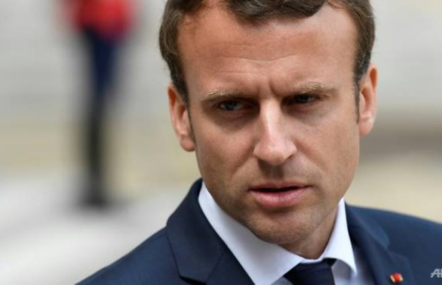 170608-vod-meta-g-secu-French leader Macron urges Gulf heads to defuse crisis