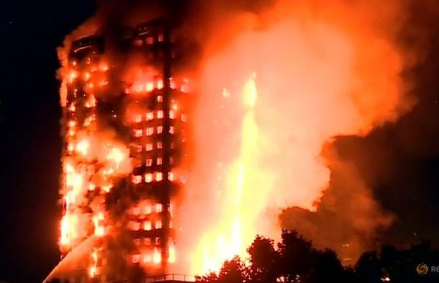 170614-vod-meta-g-gg-Huge fire engulfs 27-storey Grenfell Tower apartment block in London