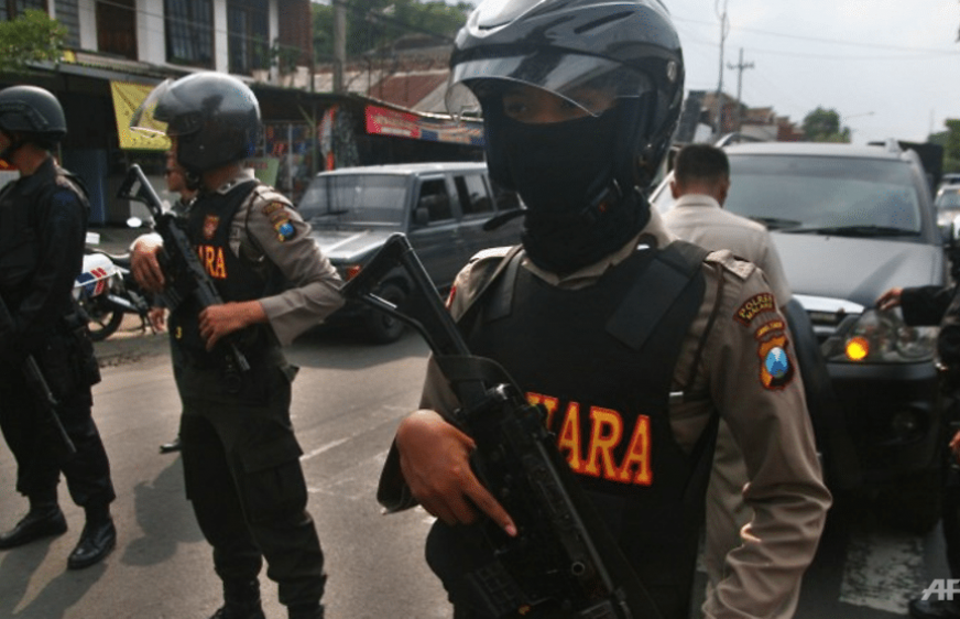 170823-vod-meta-g-secu-police-indonesia-announce-case-terroris
