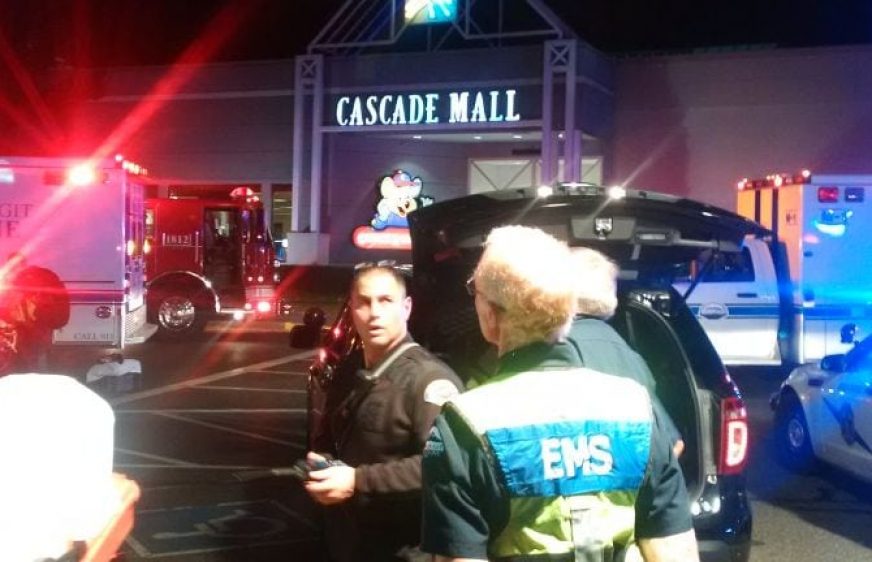 20160924-vod-udom-g-sec-3-dead-in-shooting-at-washington-state-mall-gunman-on-the-run