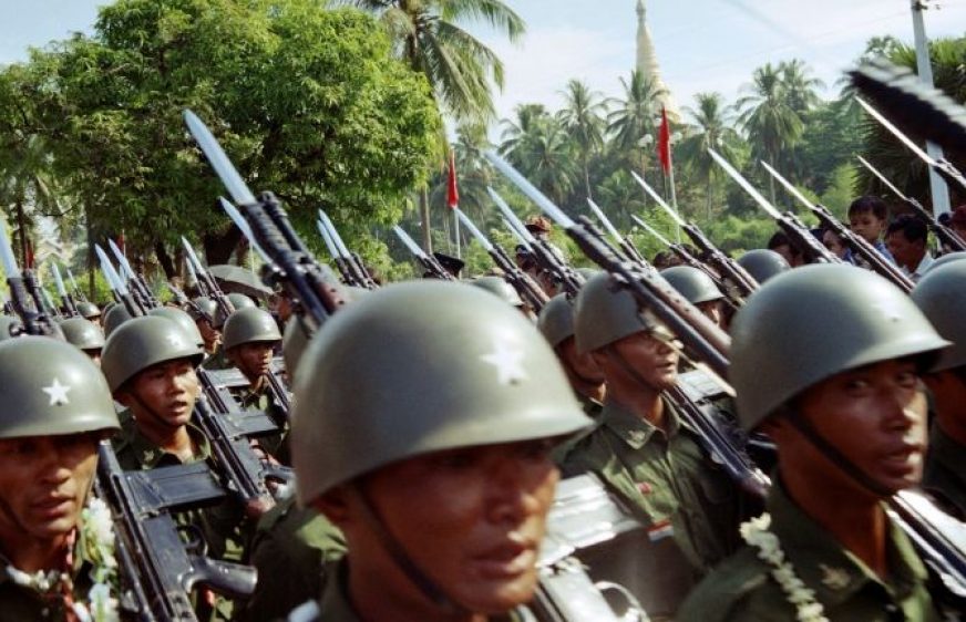 20161011-vod-udom-g-hr-myanmar-sends-troops-into-muslim-majority-region-after-deadly-attacks