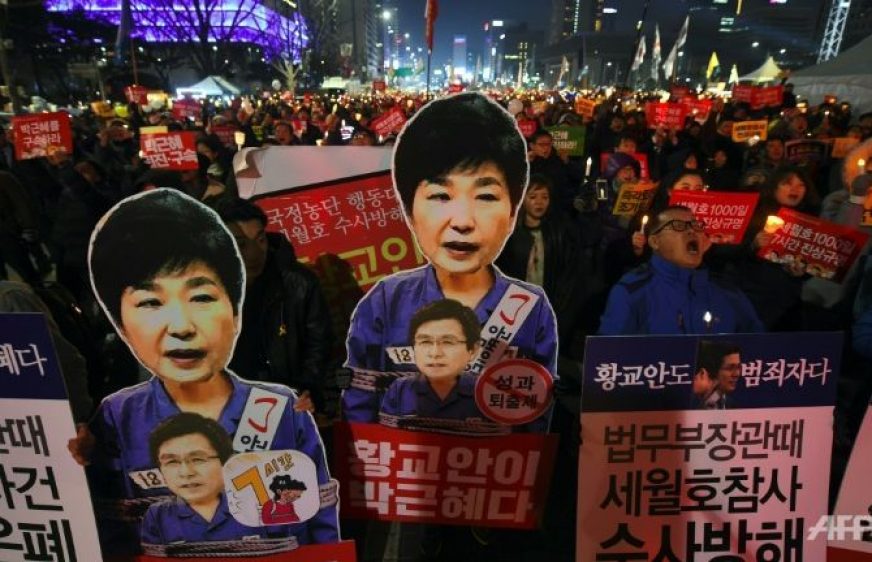 20170108-vod-udom-g-pol-S Korea protestors demand president's removal, ferry salvage