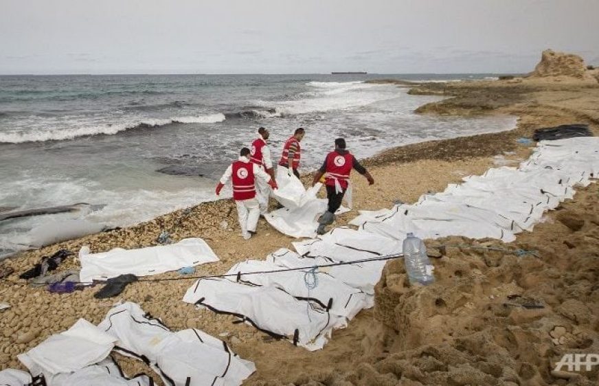 20170222-vod-udom-g-hr-Bodies of 74 migrants wash up on Libya beach