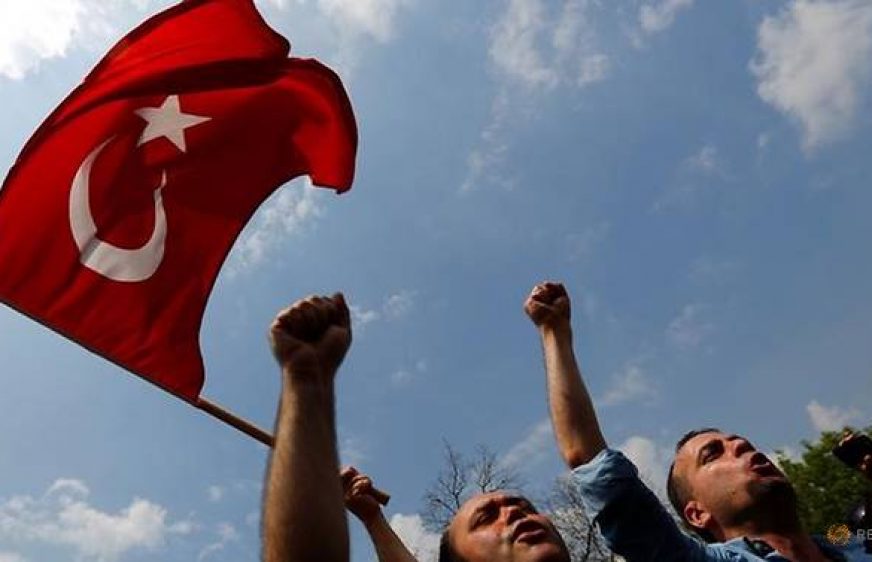 20170711-vod-udom-g-hr-Turkey detains dozens of tech staff suspected of coup links - Anadolu