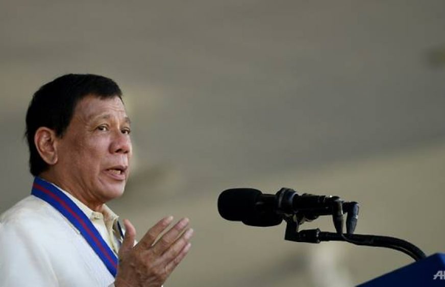 20170817-vod-udom-g-ss-Philippines' Duterte praises police killings of 32 drug suspects, urges more