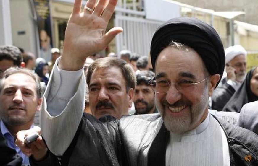 20170821-vod-udom-g-hr-Former Iranian president asks Supreme Leader to end house arrests