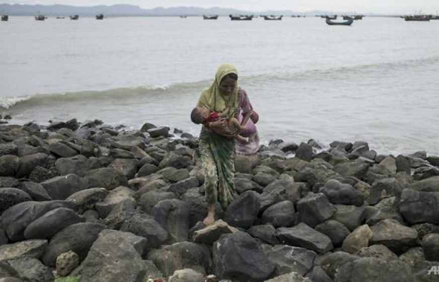 20171017-vod-udom-g-hr-Ten drown as Rohingya boat sinks off Bangladesh