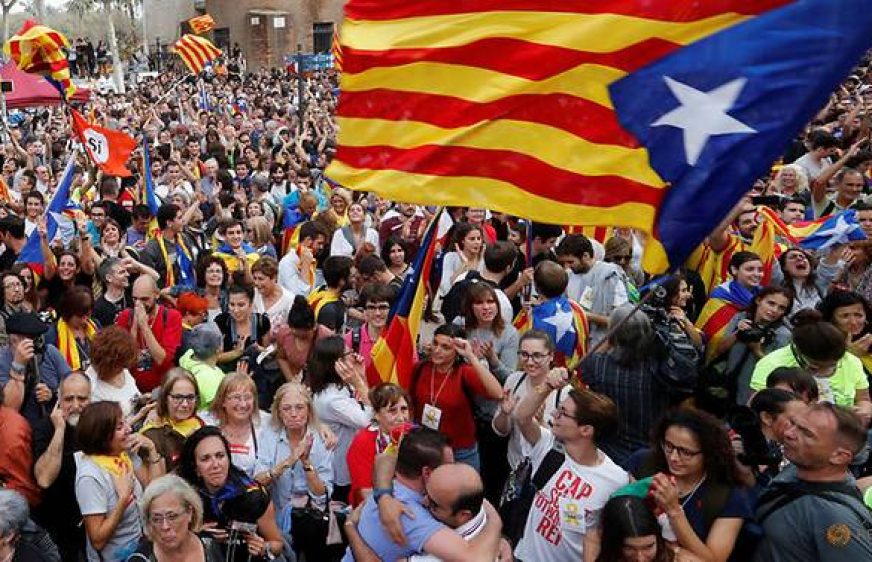 20171028-vod-udom-g-pol-Spain sacks Catalan government after independence declaration