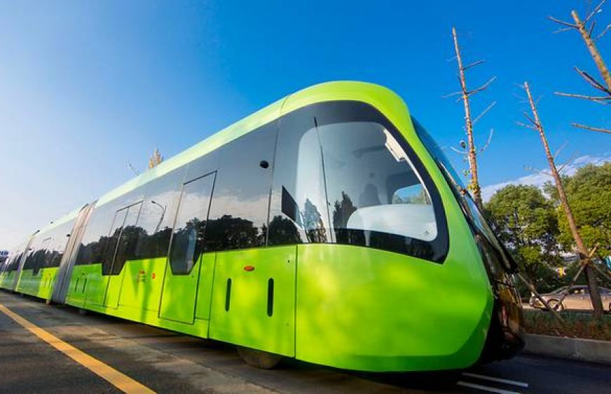 20171030-vod-udom-g-tech-Electric trackless trains launched in China