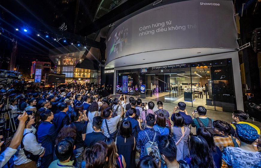 នៅថ្ងៃទី 15 ខែមីនា ឆ្នាំ២០១៩ Samsung Showcase បានបើកដំណើរការជាផ្លូវការនៅក្នុងទីក្រុងហាណូយ ប្រទេសវៀតណាម។ រូបភាព៖ sammobile.com