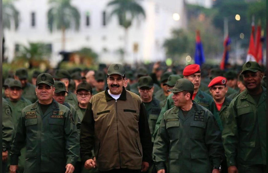 មេដឹកនាំវេណេហ្សូអេឡា លោក នីកូឡាស ម៉ាឌូរ៉ូ ( Nicolas Maduro) នៅក្នុងកម្មវិធីមួយ នាថ្ងៃទី០២ ខែឧសភា ឆ្នាំ២០១៩។ រូបភាព៖ Miraflores Palace/ Handout via REUTERS